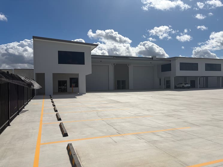 11 Barr Road Caboolture QLD 4510 - Image 2