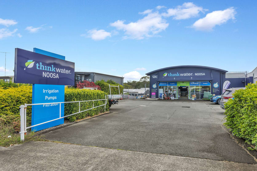 Click to view all images 124 Eumundi Noosa Road Noosaville QLD 4566 - Image 1