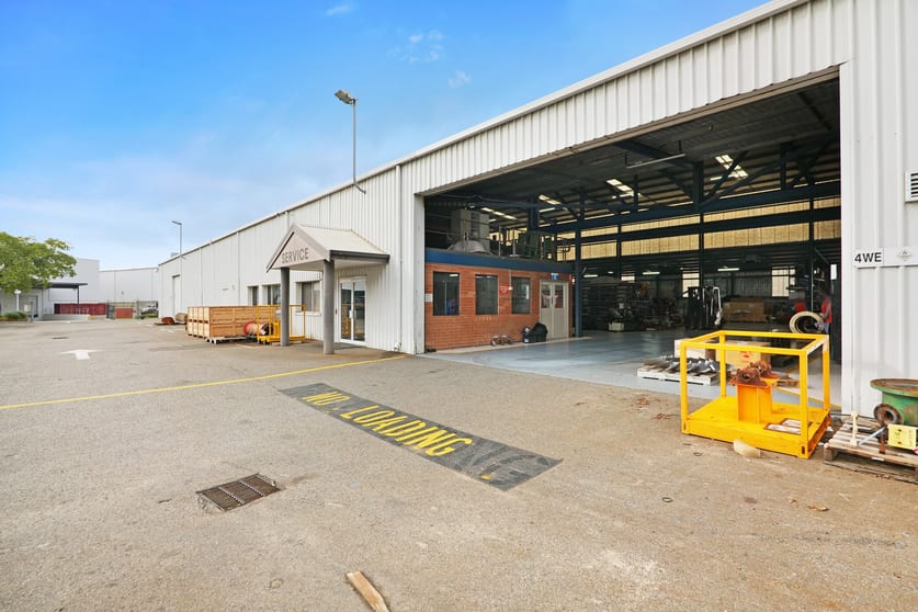 Click to view all images 40 - 44 Gauge Circuit Canning Vale WA 6155 - Image 4