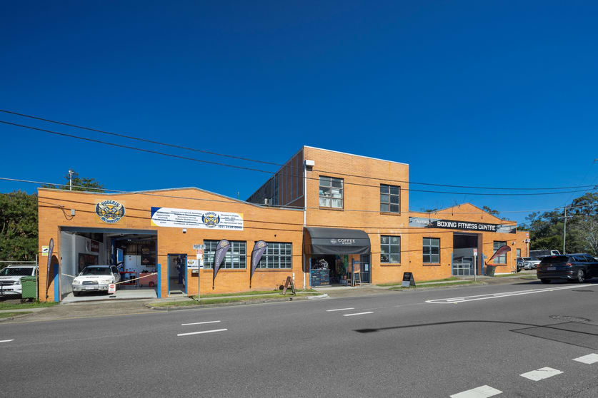 Click to view all images 536-538 Rode Road Chermside QLD 4032 - Image 2