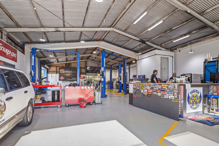 Click to view all images 536-538 Rode Road Chermside QLD 4032 - Image 4