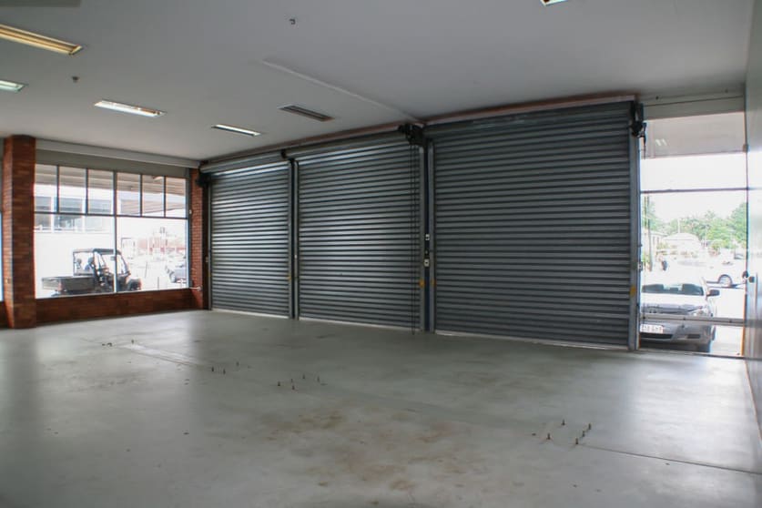 Click to view all images 143 Edith Street Innisfail QLD 4860 - Image 4