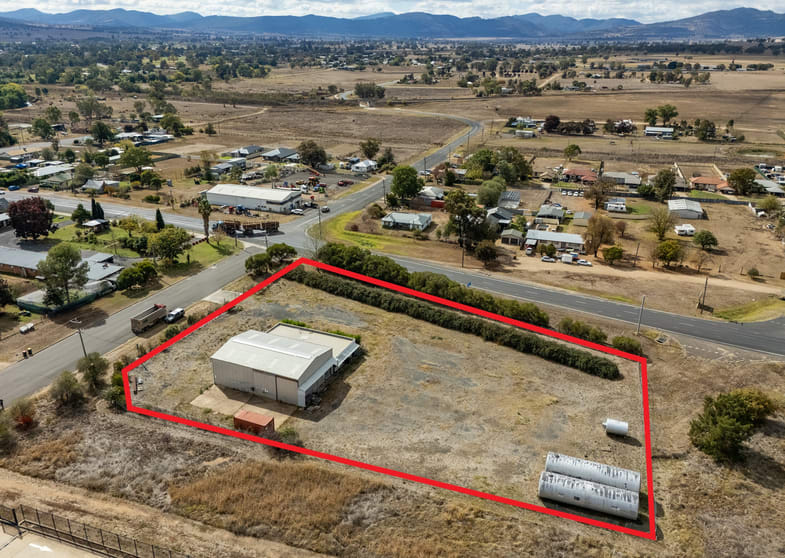 Click to view all images 6 Duke Street Quirindi NSW 2343 - Image 2
