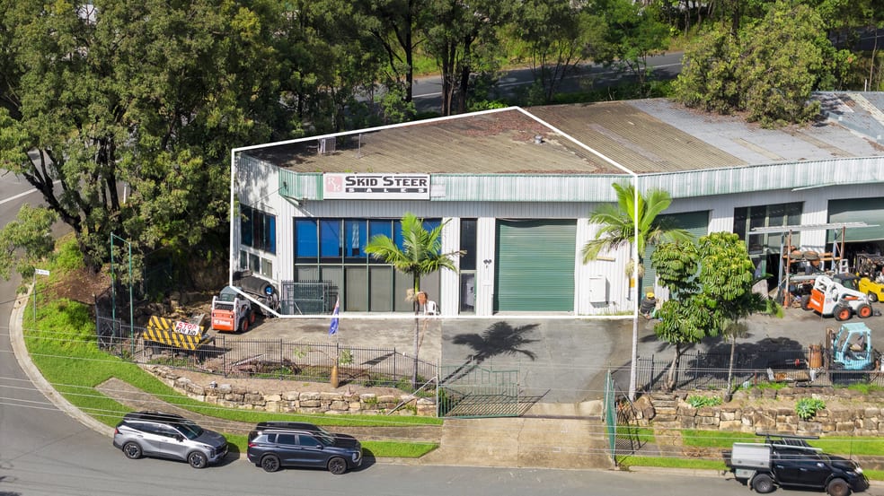 Click to view all images 1/2 Bee Court Burleigh Heads QLD 4220 - Image 1