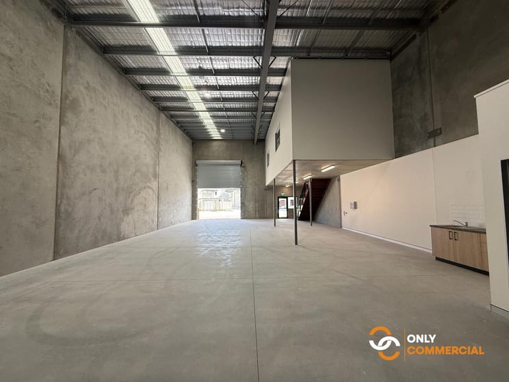 Click to view all images 16/109 Hub Crescent Heathwood QLD 4110 - Image 2