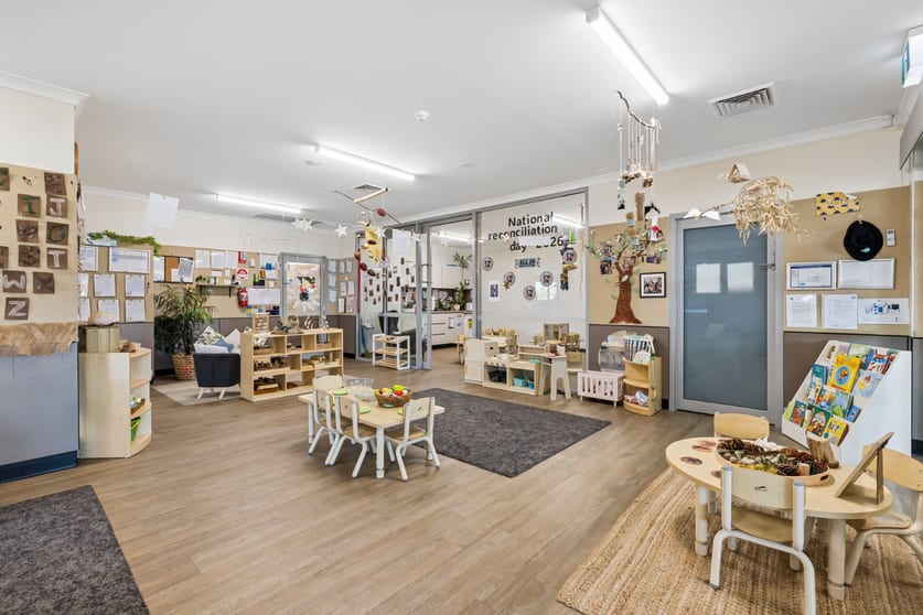 Click to view all images 136 Coolamon Boulevard Ellenbrook WA 6069 - Image 5