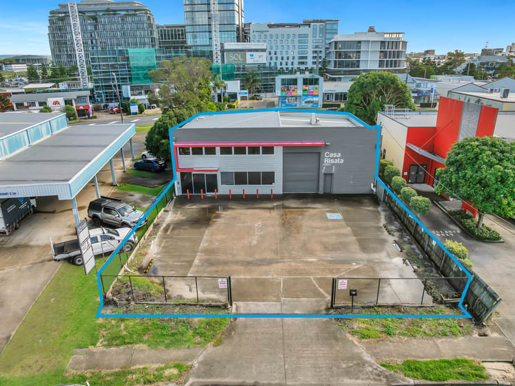 Click to view all images 52 Second Avenue Maroochydore QLD 4558 - Image 1
