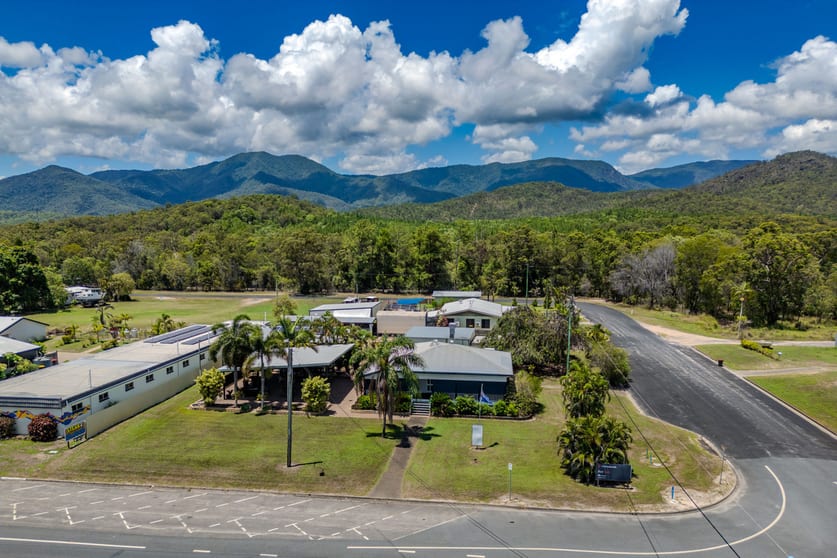 219-221 Victoria Street Cardwell QLD 4849 - Image 1