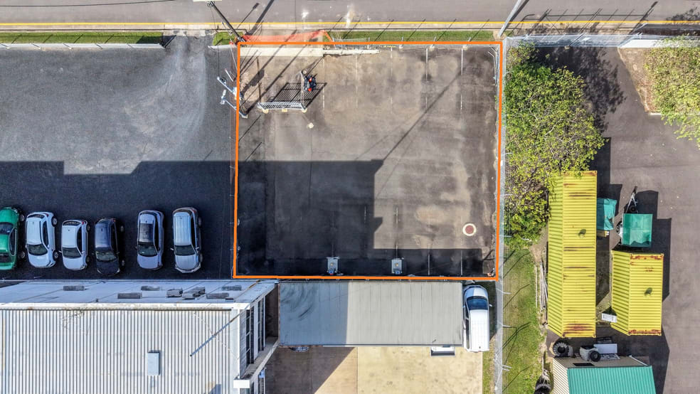 Click to view all images 9 Post Office Lane Lane Bundaberg Central QLD 4670 - Image 1