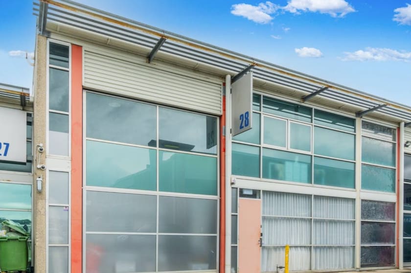 Click to view all images 28/110 Bourke Road Alexandria NSW 2015 - Image 2