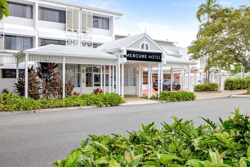 Click to view all images 15 Florence Street Cairns City QLD 4870 - Image 1