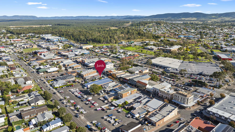 Click to view all images 130 Vincent Street Cessnock NSW 2325 - Image 3