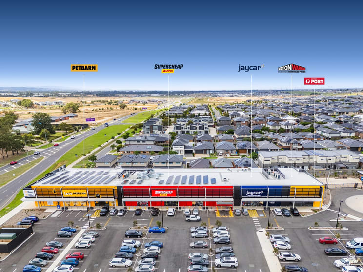 Click to view all images Meridian Village Lif Titan Drive Clyde North VIC 3978 - Image 1