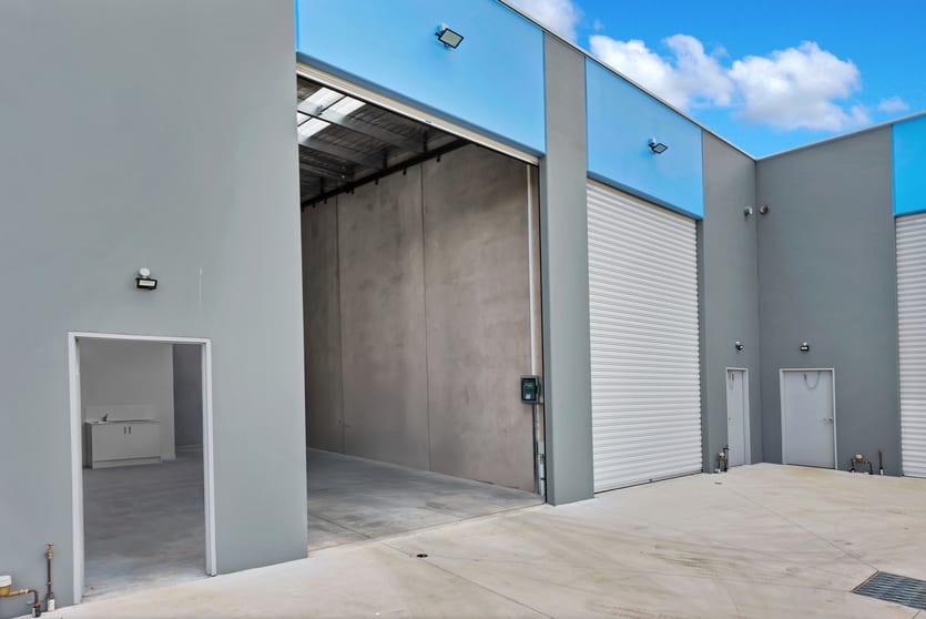 Click to view all images 5 Tussock Place Pakenham VIC 3810 - Image 1