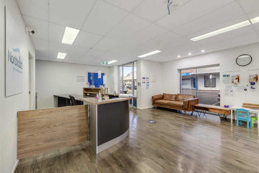 1 & 2/9 Bowen Street Toowoomba City QLD 4350 - Image 3