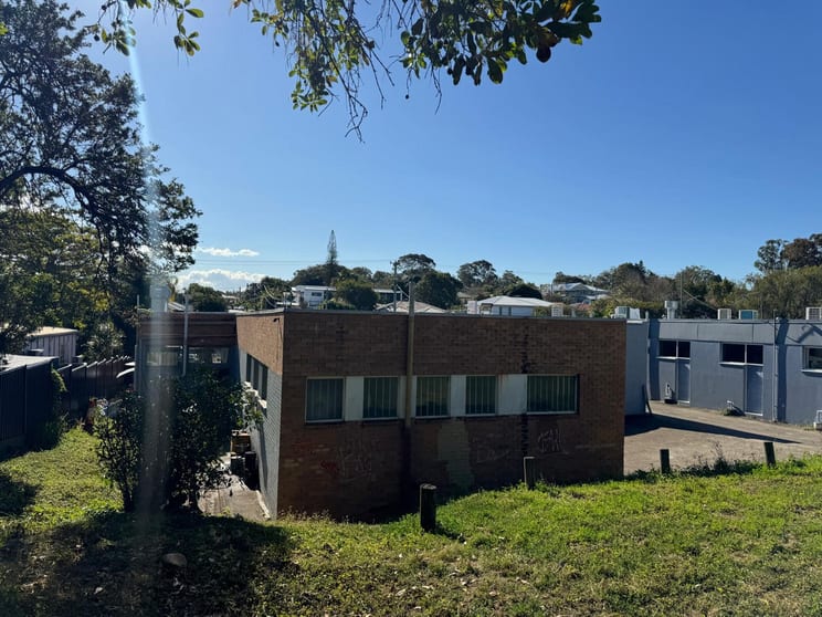 99 Seville Road Holland Park QLD 4121 - Image 5