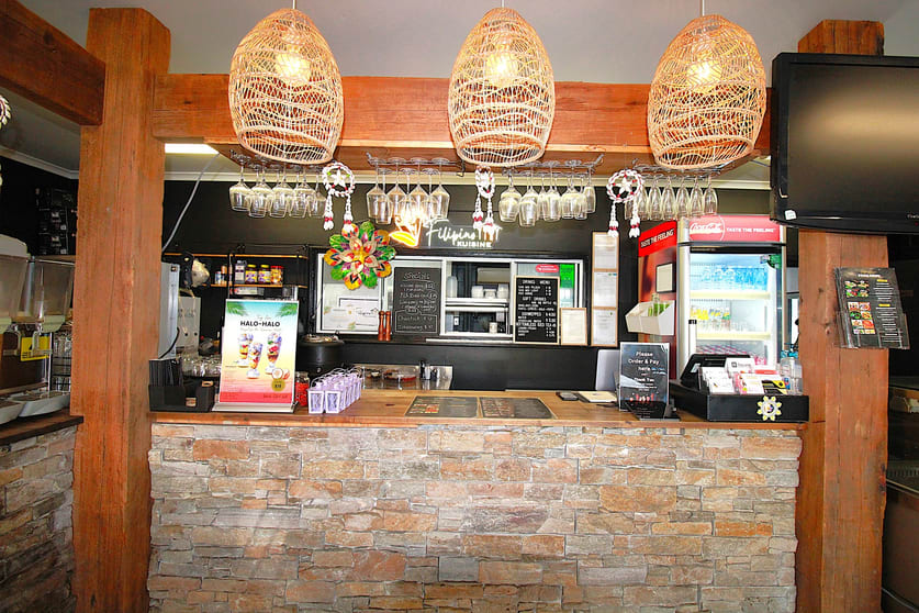 Click to view all images 166 - 172 Shakespeare Street Mackay QLD 4740 - Image 2