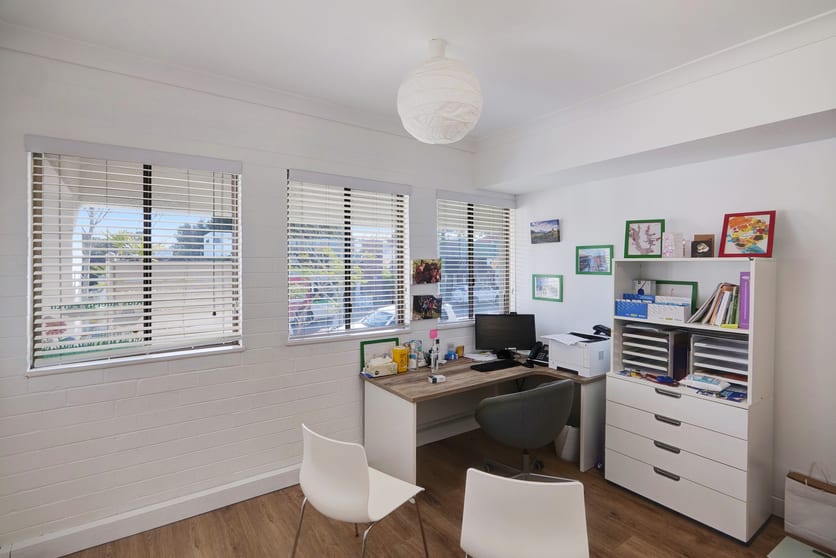 Click to view all images 1/202 Hampden Road Nedlands WA 6009 - Image 3
