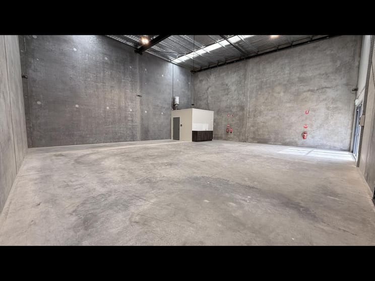 Click to view all images 16/20 Cedar Mill Drive Jilliby NSW 2259 - Image 2