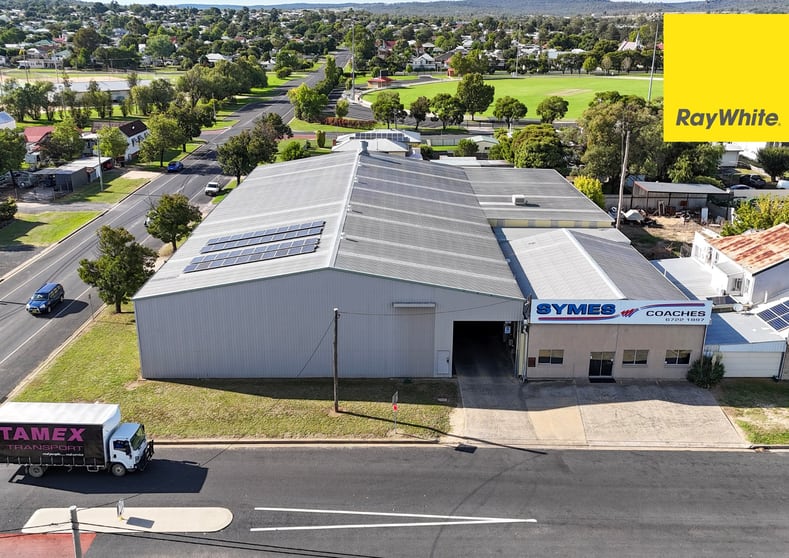 37 Mansfield Street Inverell NSW 2360 - Image 2
