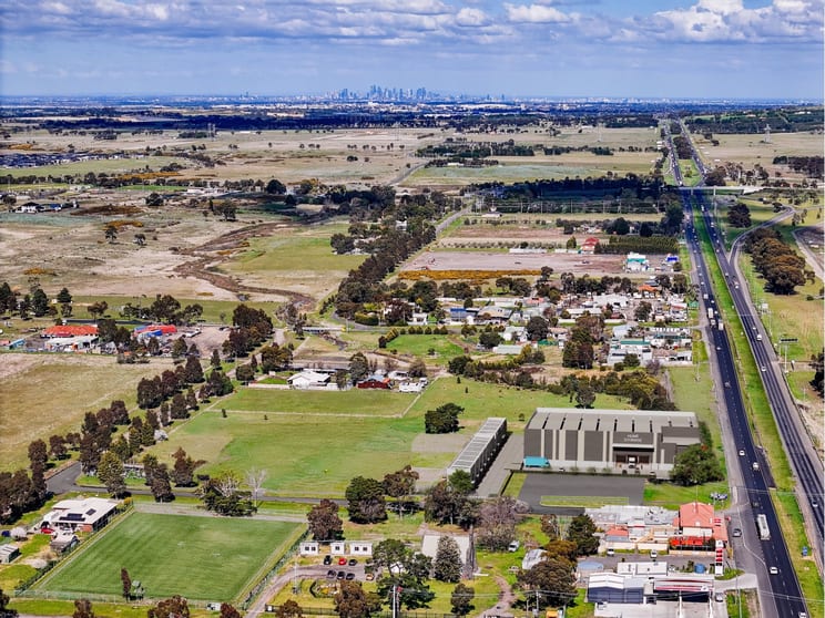 Click to view all images 1310-1320 Hume Highway Kalkallo VIC 3064 - Image 2