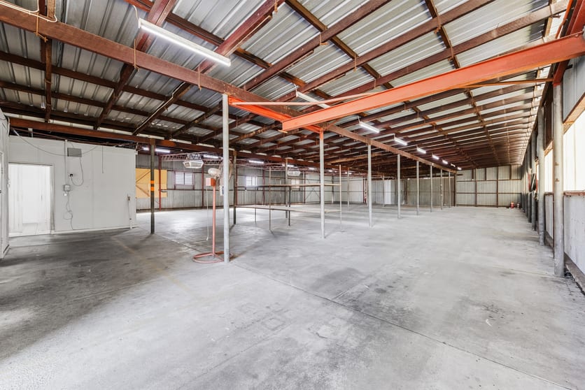 Click to view all images 33 Robinson Avenue Belmont WA 6104 - Image 3