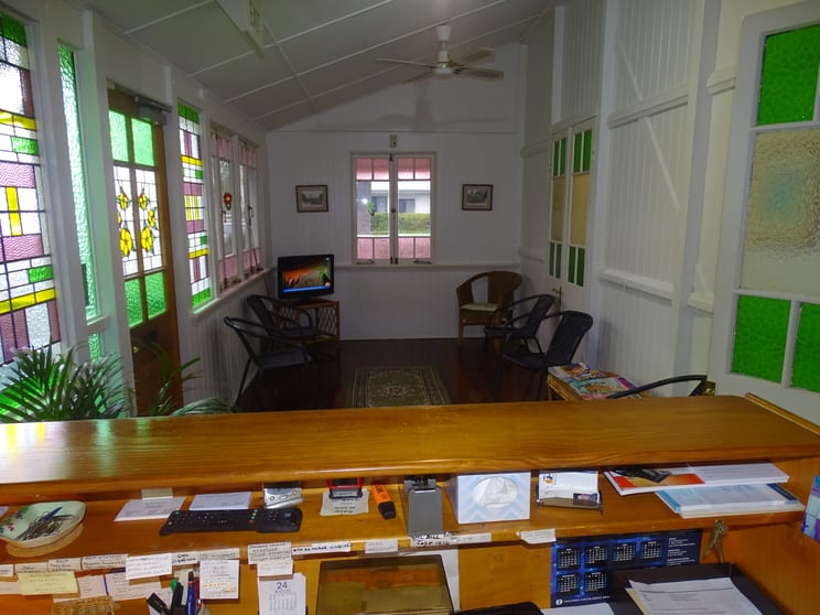 Click to view all images 11 Fulham Road Pimlico QLD 4812 - Image 4