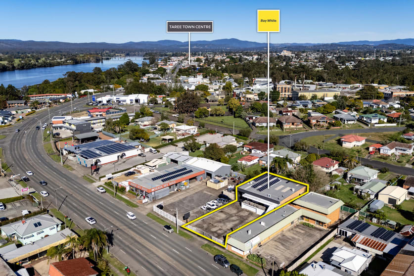 Click to view all images 30 Oxley Street Taree NSW 2430 - Image 1