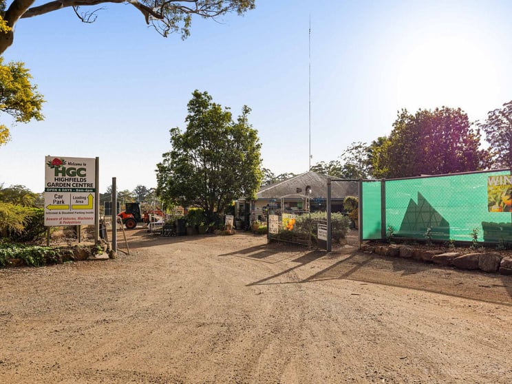 Click to view all images 9 Recreation Reserve Road Highfields QLD 4352 - Image 4