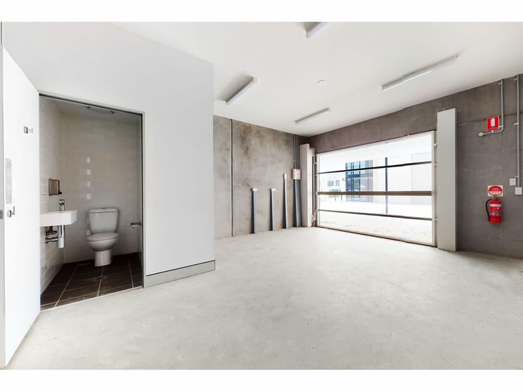 Click to view all images 18/37 McDonald Road Windsor QLD 4030 - Image 3