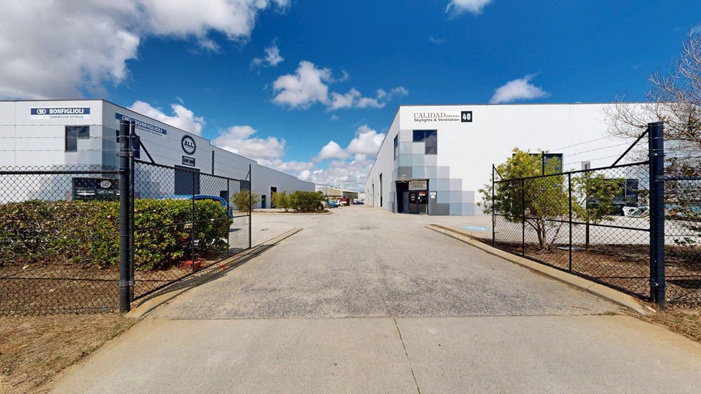 Click to view all images 4/40 Inspiration Drive Wangara WA 6065 - Image 2