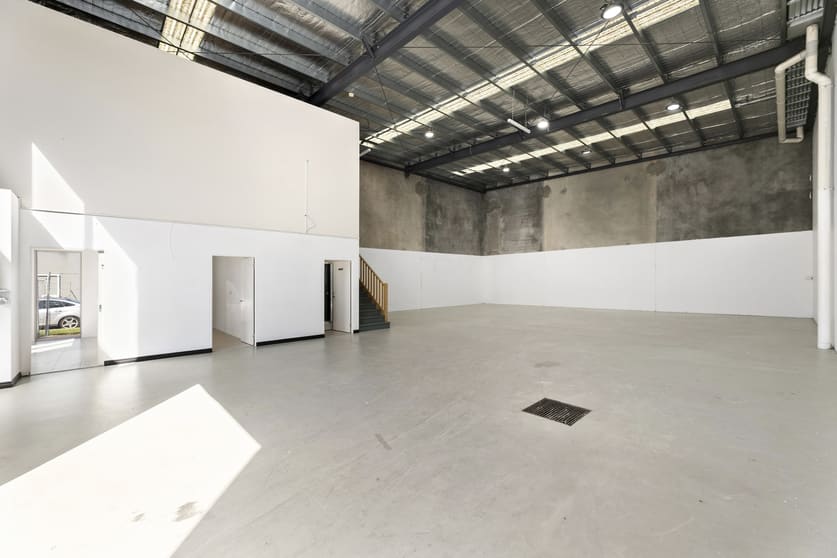 Click to view all images Unit 1/15 Bentley Street Williamstown North VIC 3016 - Image 5
