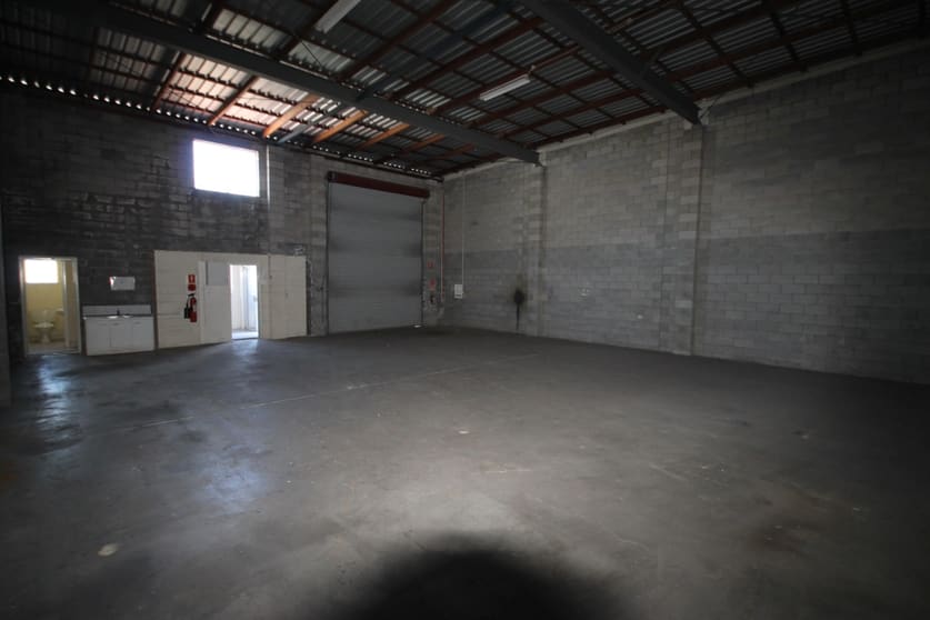 Click to view all images 1/7 Trade Street Cleveland QLD 4163 - Image 3