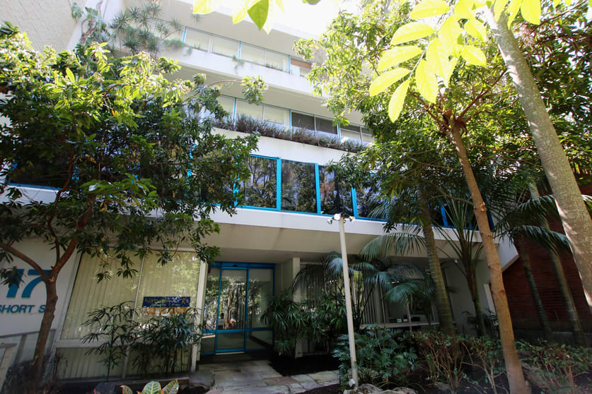 Click to view all images 17 Short Street Southport QLD 4215 - Image 1