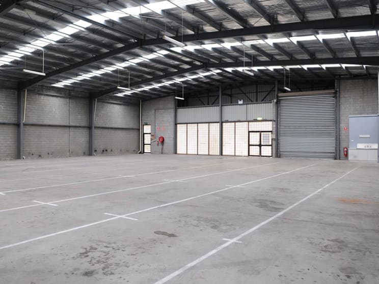 Click to view all images 15 Hercules Street Tullamarine VIC 3043 - Image 3