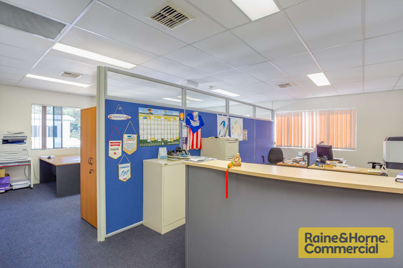 Click to view all images 2/119 Bandara Street Richlands QLD 4077 - Image 3