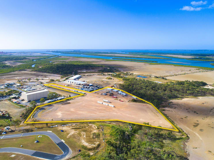 Click to view all images 22 South Trees Drive South Trees QLD 4680 - Image 3