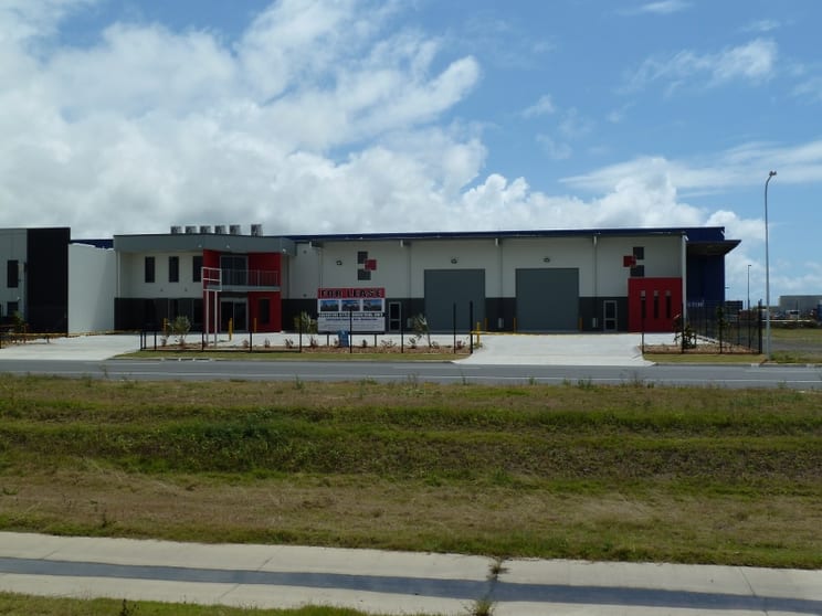 Click to view all images 15 Executive Drive Paget QLD 4740 - Image 2