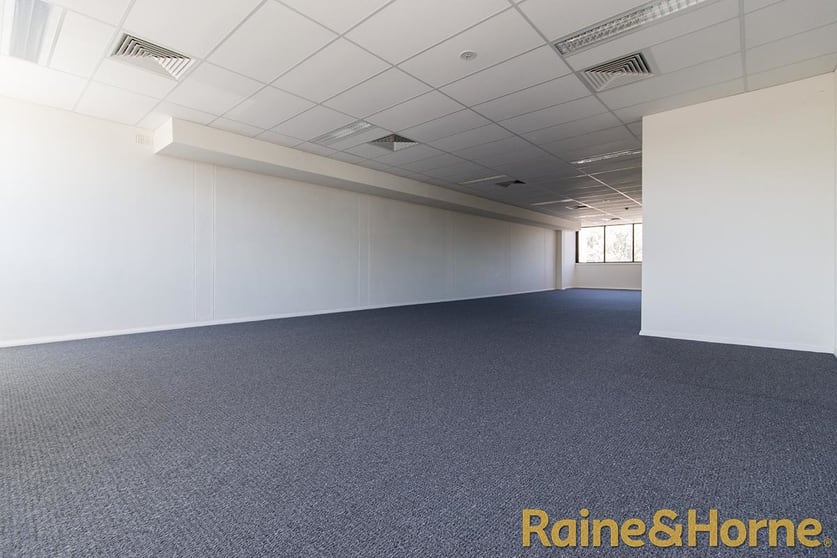 Click to view all images Suite 1/33-37 Macquarie Street Dubbo NSW 2830 - Image 3