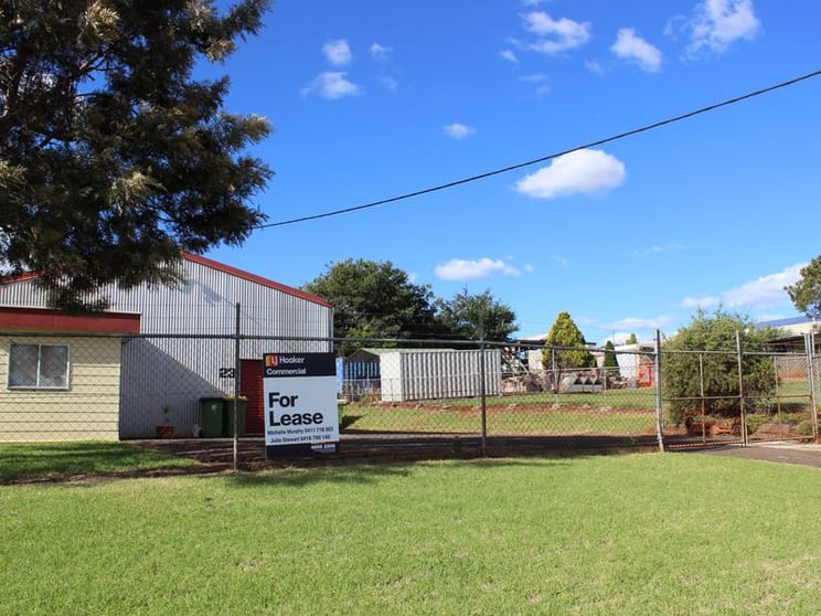 SHED 2/23 Boothby Street Drayton QLD 4350 - Image 2