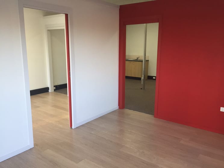 Click to view all images Suite 1 180 Main Road Speers Point NSW 2284 - Image 2