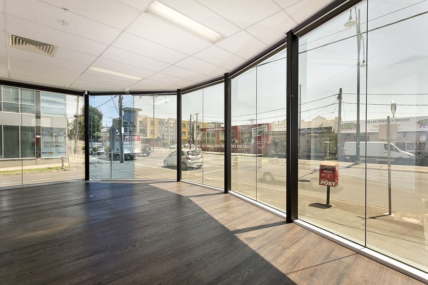 Click to view all images 1/207-211 Buckley Street Essendon VIC 3040 - Image 3