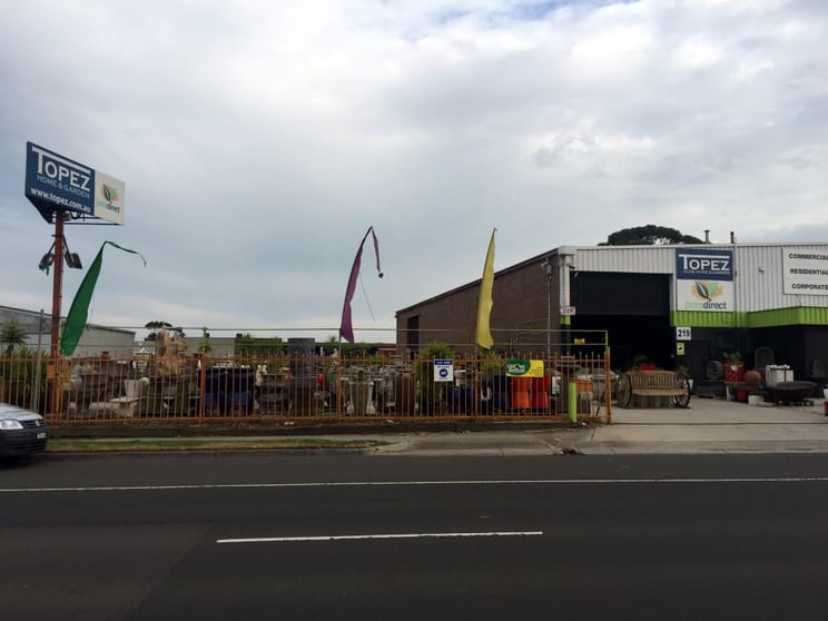 Click to view all images 219 Kororoit Creek Williamstown VIC 3016 - Image 2