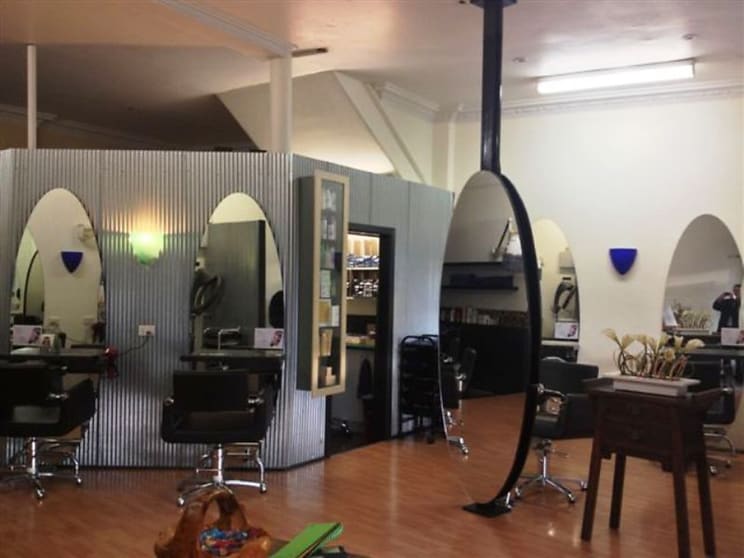 Click to view all images 168 Elgar Road Box Hill South VIC 3128 - Image 2