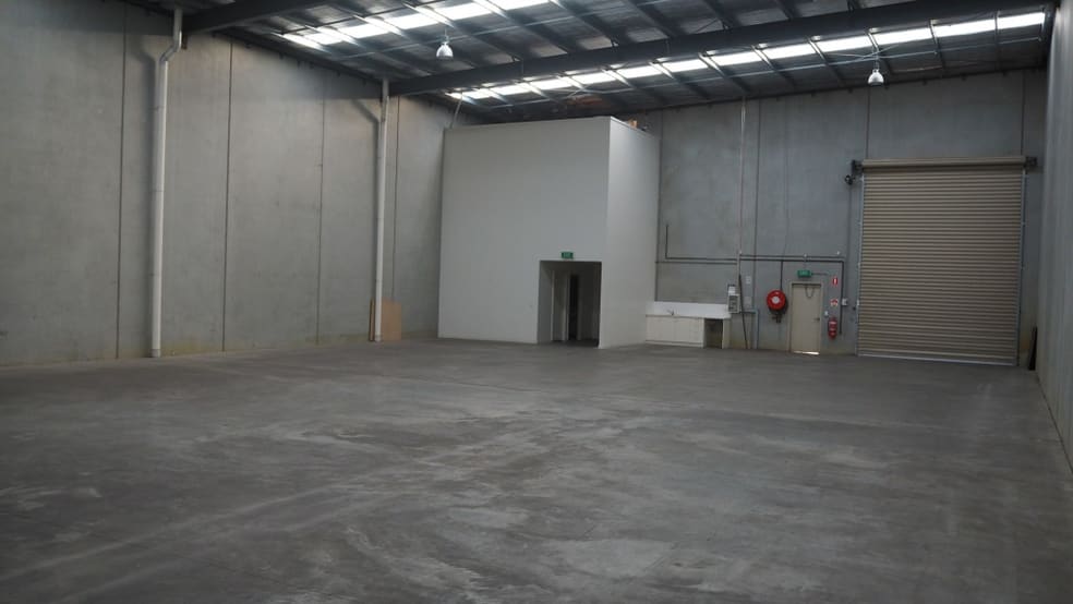 Click to view all images 6/7 Lakewood Boulevard Carrum Downs VIC 3201 - Image 3