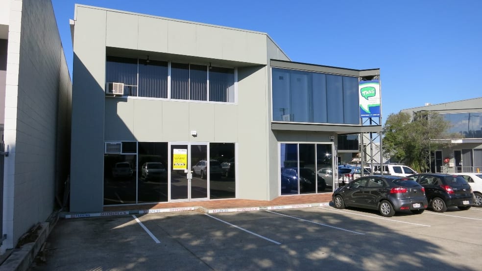 2/31 Thompson Street Bowen Hills QLD 4006 - Image 2