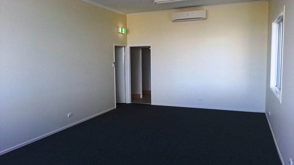 Click to view all images Geebung QLD 4034 - Image 2