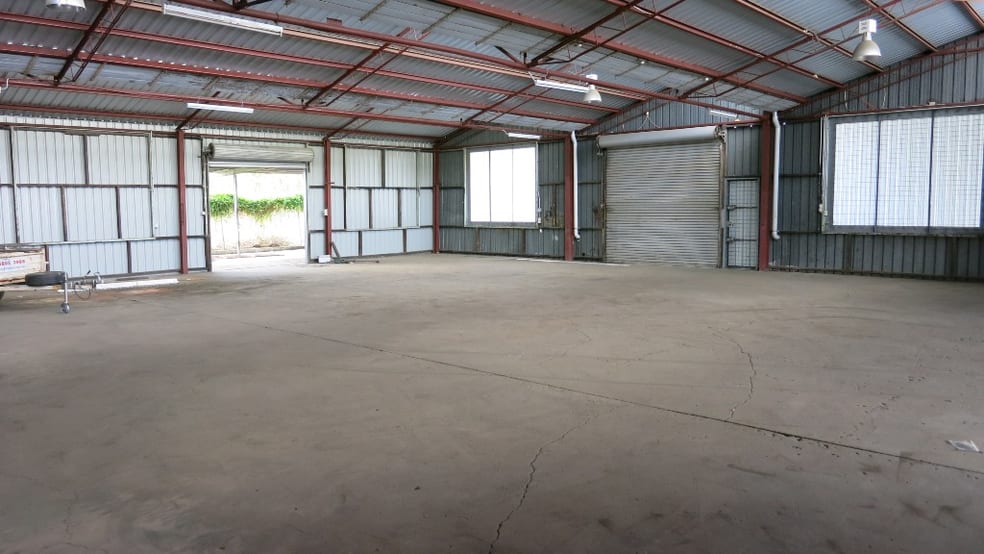 Click to view all images Geebung QLD 4034 - Image 2