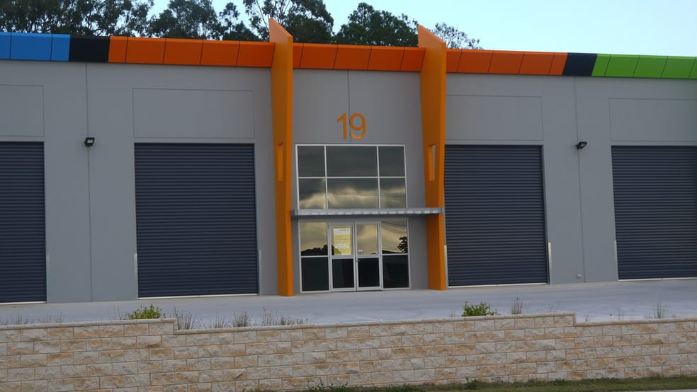 Click to view all images Lawnton QLD 4501 - Image 1
