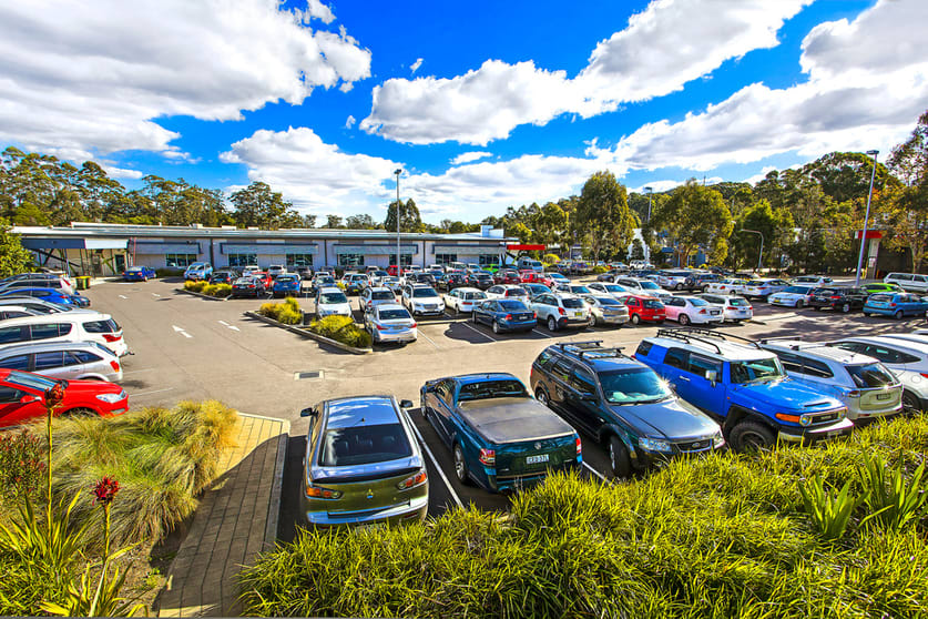 Click to view all images 10 Teamster Close Tuggerah NSW 2259 - Image 2